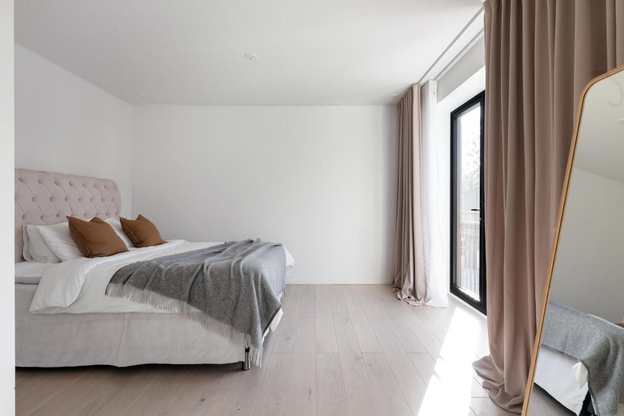 Stylish And Spacious Family Home ستوكهولم المظهر الخارجي الصورة