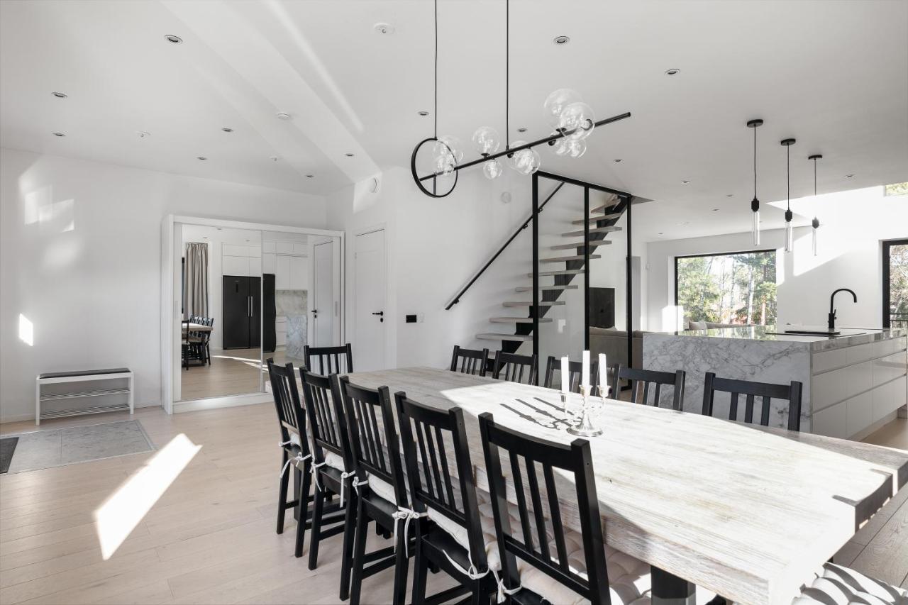 Stylish And Spacious Family Home ستوكهولم المظهر الخارجي الصورة