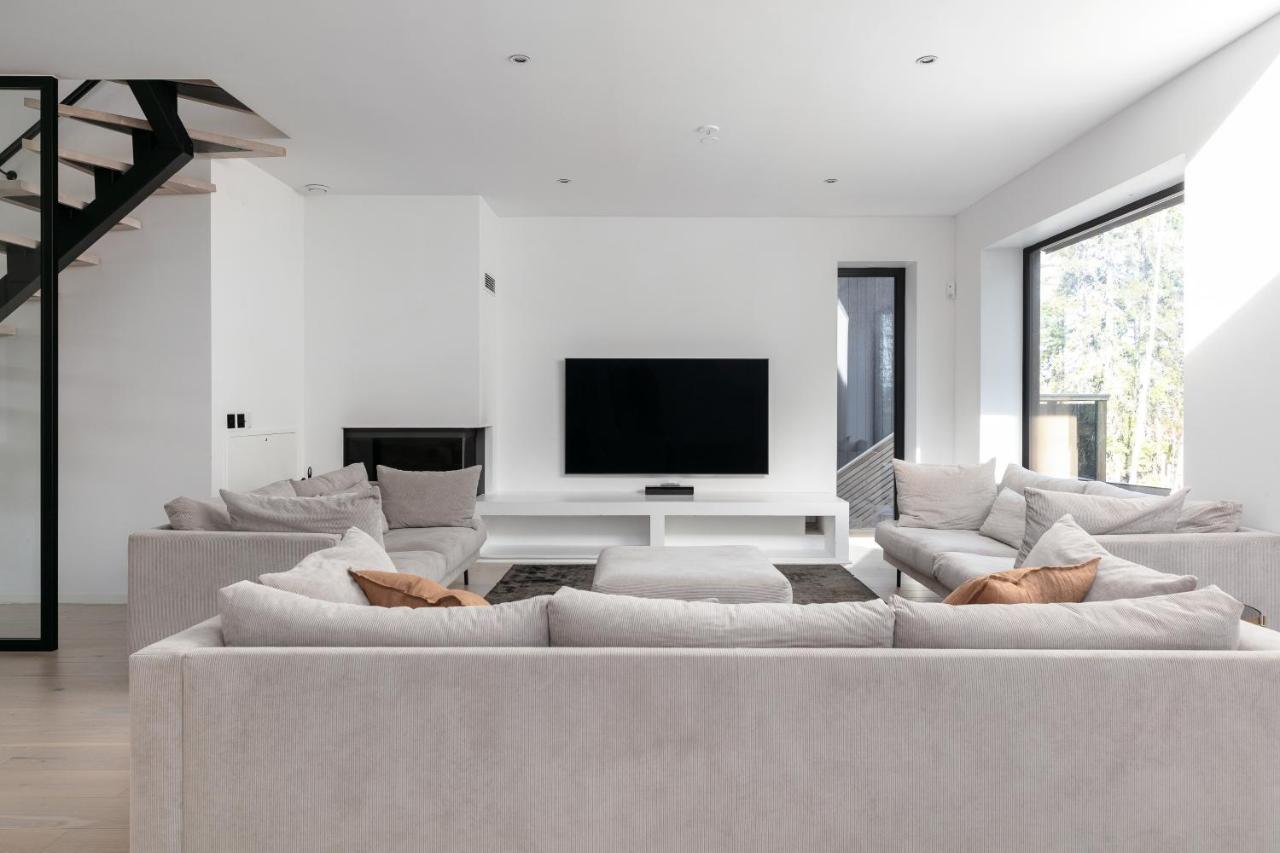 Stylish And Spacious Family Home ستوكهولم المظهر الخارجي الصورة