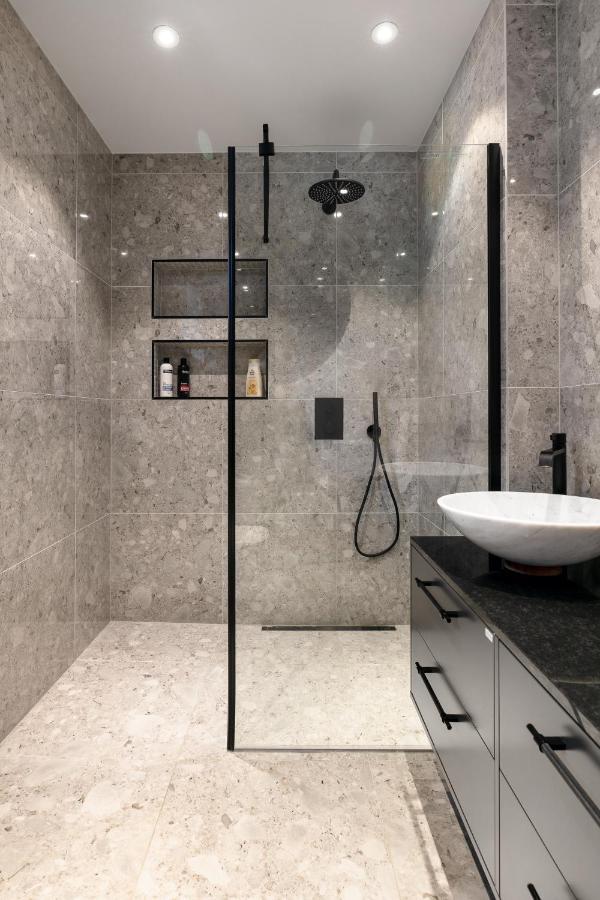 Stylish And Spacious Family Home ستوكهولم المظهر الخارجي الصورة